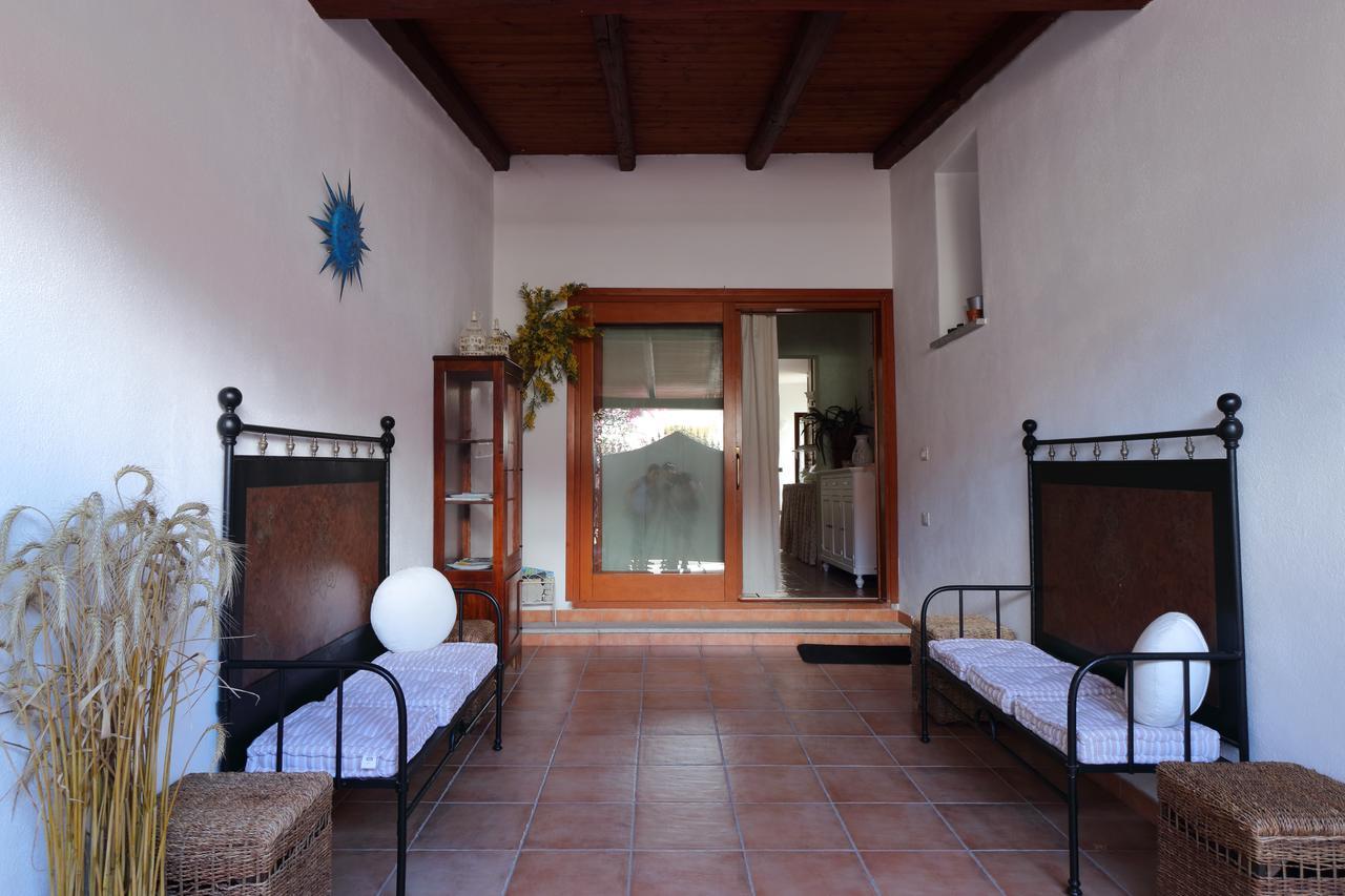Guest House Li Minnanni Olbia Exterior photo